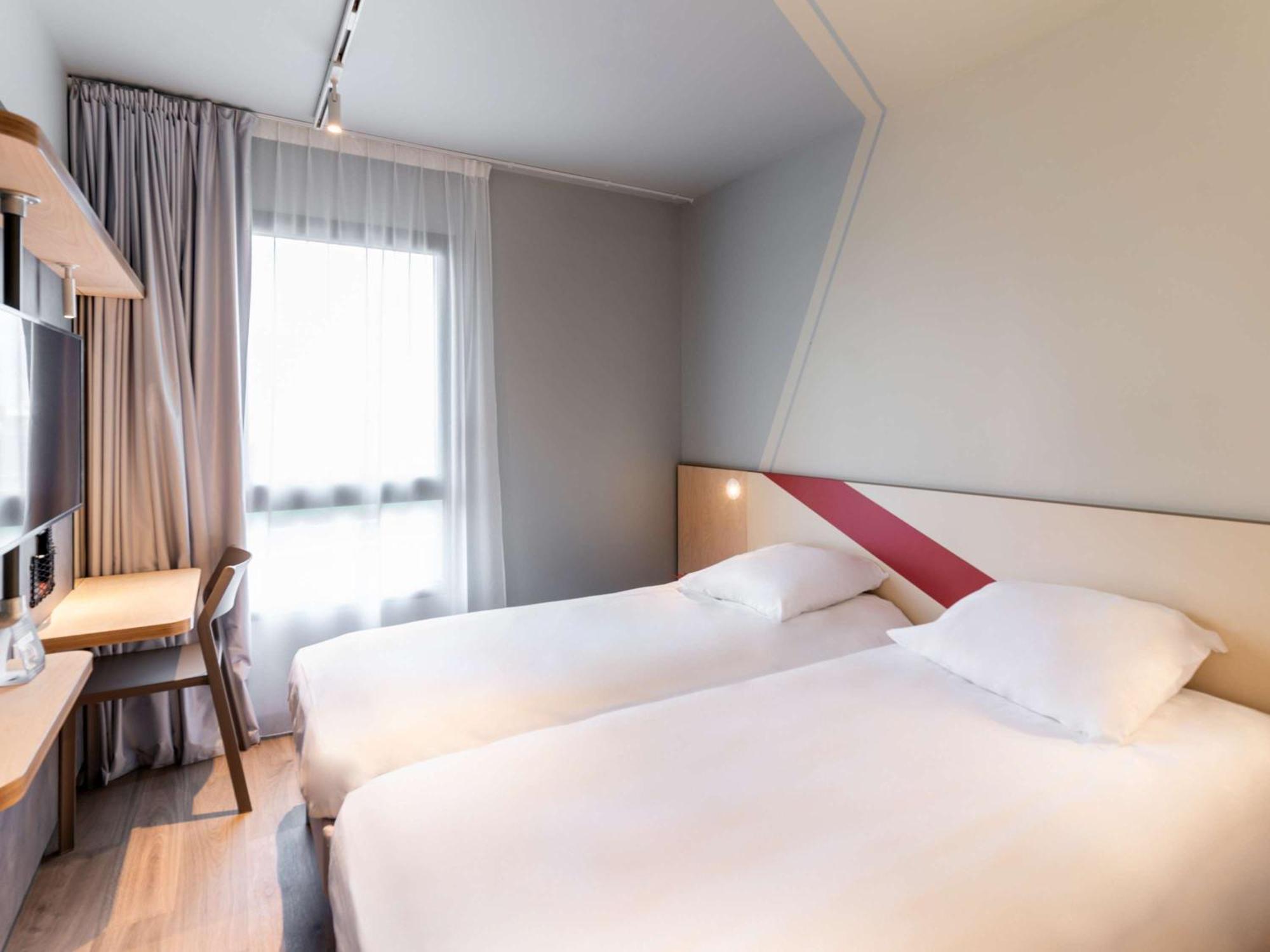 Ibis Budget Morlaix Exteriör bild