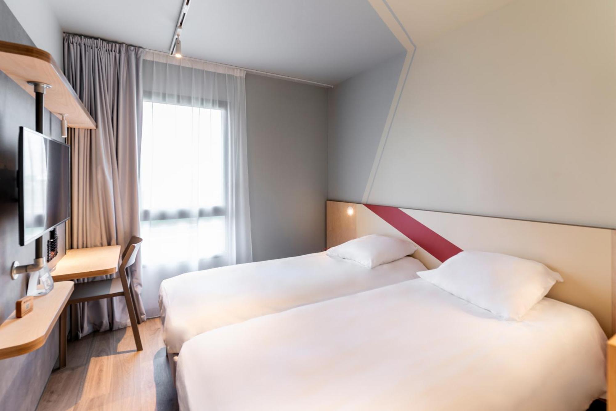 Ibis Budget Morlaix Exteriör bild