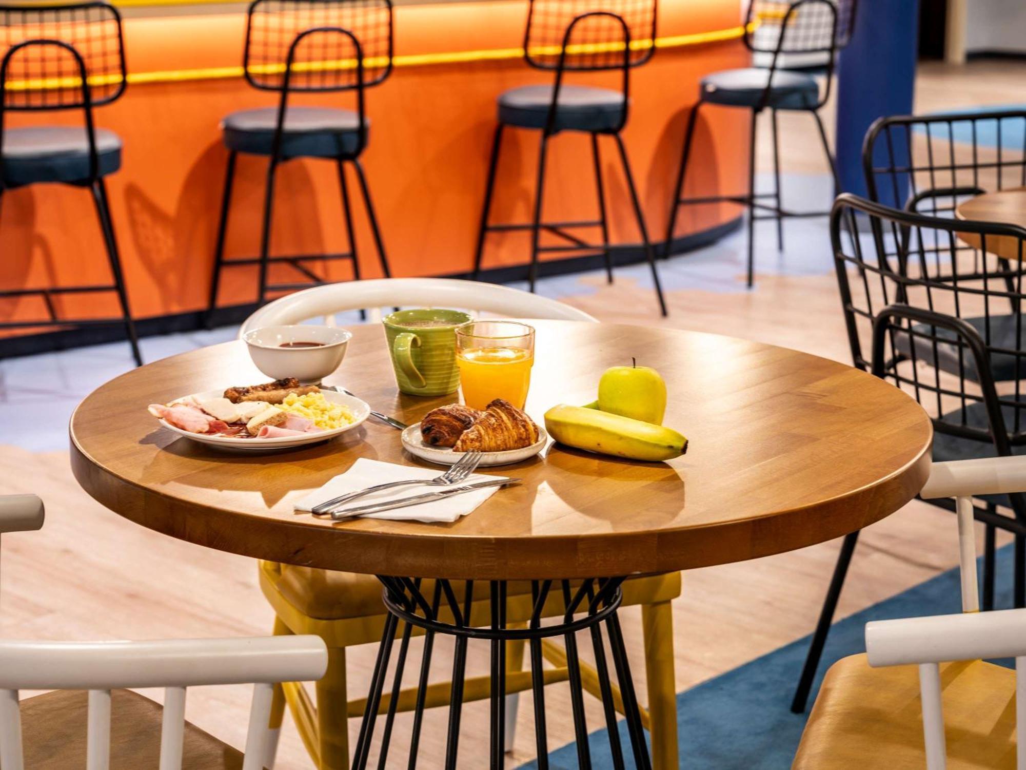 Ibis Budget Morlaix Exteriör bild